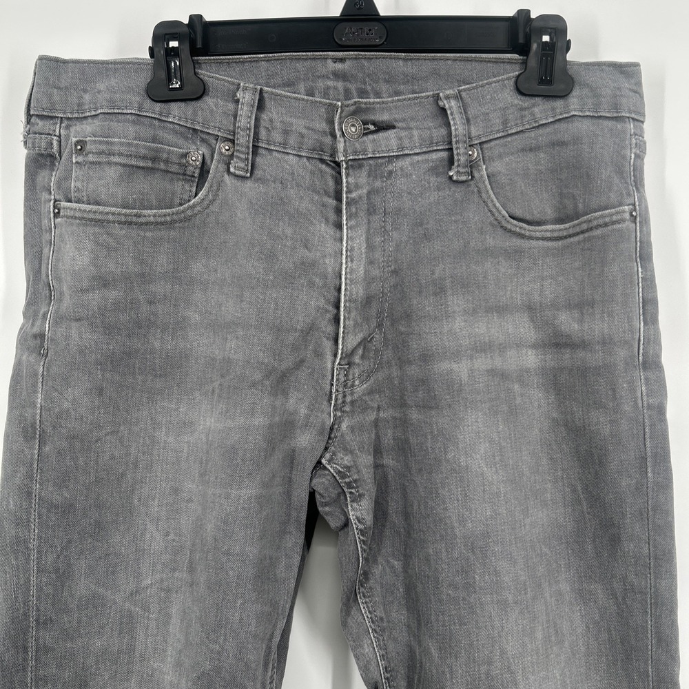 Levi's 541 Men's 33x32 Gray Jeans Athletic Taper Stretch Denim - Picture 2 of 11